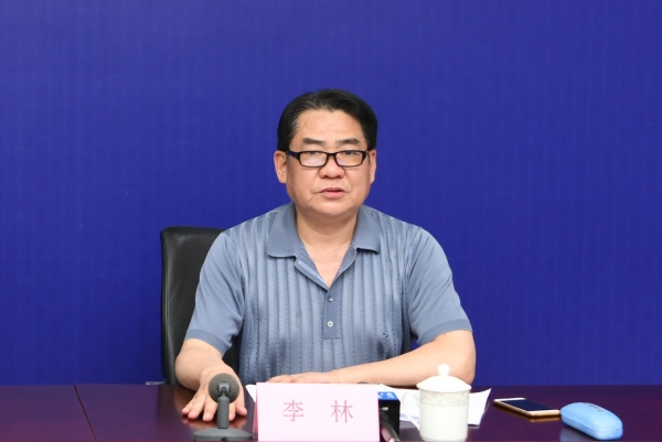 首先请淮南市应急管理局党组成员,副局长李林解读《生产安全事故应急