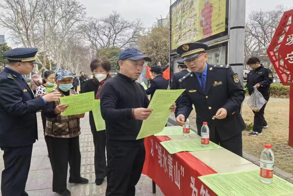 淮南市城管局开展“政府开放日”活动暨城市绿化条例宣贯活动